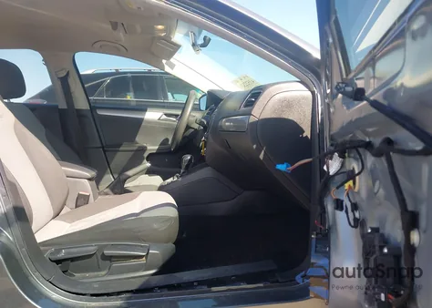 2017 Volkswagen Jetta 1.4T S из США, поврежденный, VIN 3VW2B7AJ8HM201783